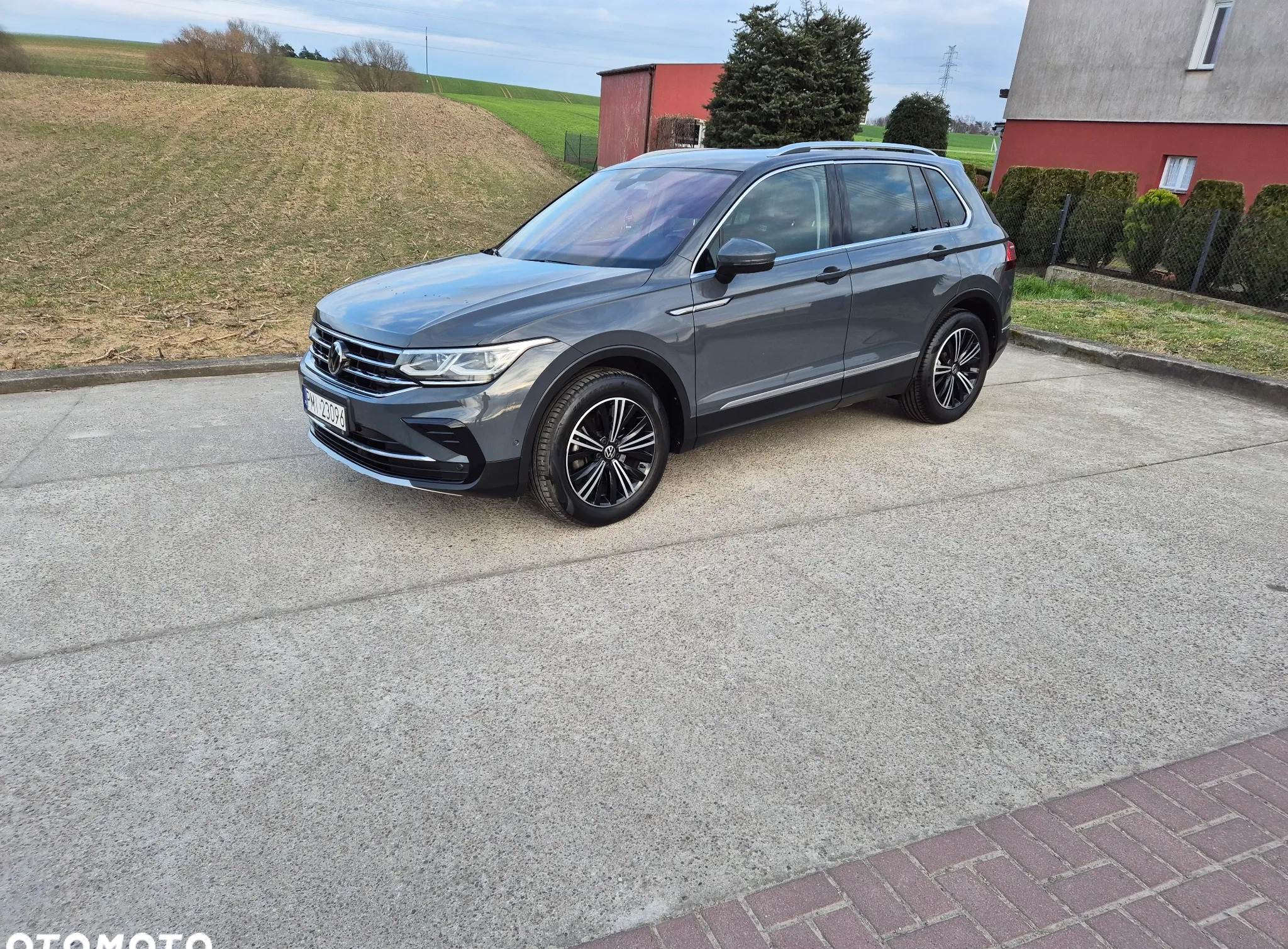 Volkswagen Tiguan cena 135000 przebieg: 29452, rok produkcji 2021 z Międzychód małe 137